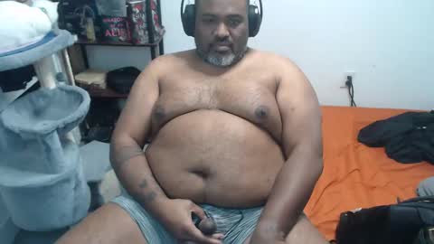 Snapshot of mrplaguex76 chatting on April 1, 12:11 am The Plague online show from April 1, 12:11 am