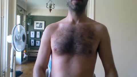 Snapshot of mrralph__90 chatting on June 15, 6:48 am Mrralph online show from June 15, 6:48 am