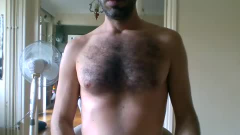 Snapshot of mrralph__90 chatting on June 16, 7:44 am Mrralph online show from June 16, 7:44 am
