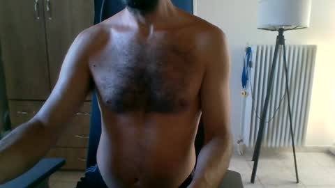 Snapshot of mrralph__90 chatting on July 17, 2:34 pm Mrralph online show from July 17, 2:34 pm