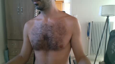 Snapshot of mrralph__90 chatting on July 27, 1:18 pm Mrralph online show from July 27, 1:18 pm