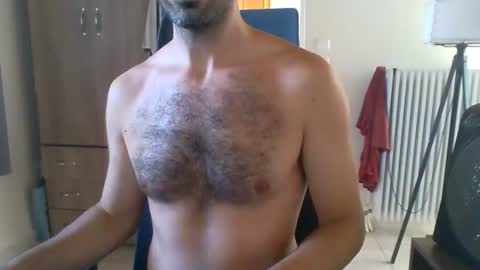 Snapshot of mrralph__90 chatting on July 28, 12:12 pm Mrralph online show from July 28, 12:12 pm