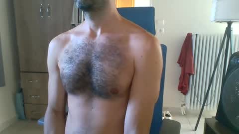 Snapshot of mrralph__90 chatting on July 28, 12:48 pm Mrralph online show from July 28, 12:48 pm