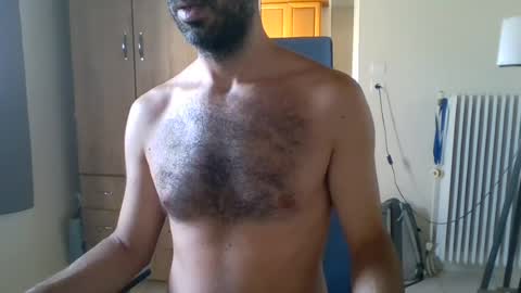 Snapshot of mrralph__90 chatting on August 8, 5:20 am Mrralph online show from August 8, 5:20 am