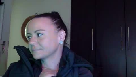 Snapshot of mrs_bunny_swing chatting on April 27, 2:26 pm mrs_bunny_swing online show from April 27, 2:26 pm
