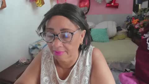 mrs_mommy online show from March 21, 7:39 pm