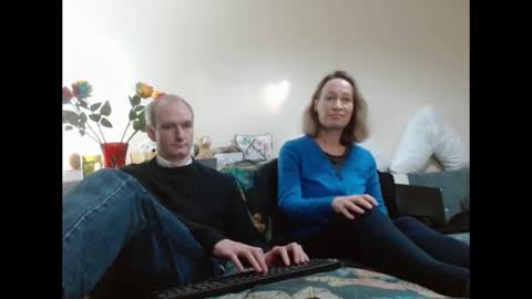 Snapshot of mrs_velvet_vixen_and_mr_stud chatting on December 2, 8:41 am Mrs Velvet Vixen online show from December 2, 8:41 am