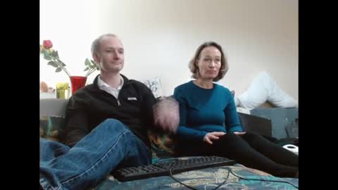 Snapshot of mrs_velvet_vixen_and_mr_stud chatting on January 7, 8:45 am Mrs Velvet Vixen online show from January 7, 8:45 am