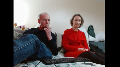 Snapshot of mrs_velvet_vixen_and_mr_stud chatting on September 11, 7:41 am Mrs Velvet Vixen online show from September 11, 7:41 am