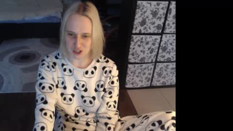 Sasha online show from February 7, 1:04 pm