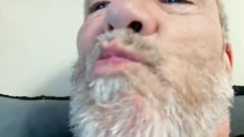 Snapshot of mrtease5 chatting on March 3, 9:33 am mrtease5 online show from March 3, 9:33 am