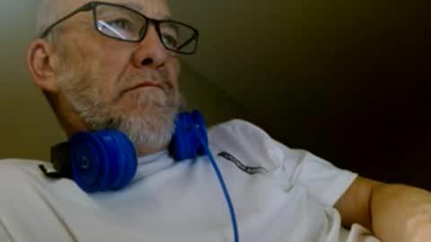 Snapshot of mrtease5 chatting on March 19, 7:45 am mrtease5 online show from March 19, 7:45 am