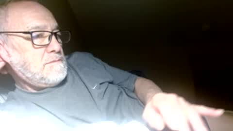 Snapshot of mrtease5 chatting on March 21, 10:02 pm mrtease5 online show from March 21, 10:02 pm