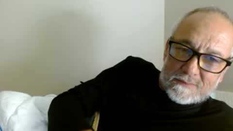 Snapshot of mrtease5 chatting on May 21, 3:46 am mrtease5 online show from May 21, 3:46 am