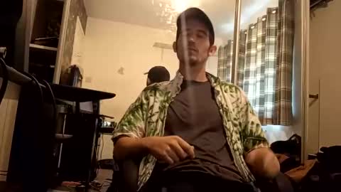 Snapshot of mrtrauma chatting on September 21, 2:08 pm mrtrauma online show from September 21, 2:08 pm