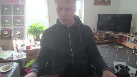 Sascha online show from March 20, 2:44 pm