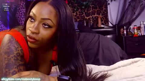 Snapshot of ms_booty_boop chatting on March 24, 1:43 am Ms Booty Boop online show from March 24, 1:43 am