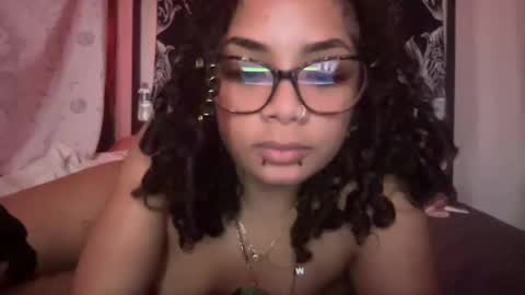 Snapshot of ms_brattybunny chatting on January 21, 8:41 am Bunniee online show from January 21, 8:41 am