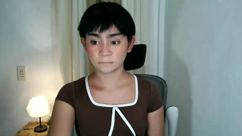 Lella online show from April 26, 2:37 pm