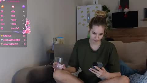 Ms ForYOU online show from January 12, 1:53 am
