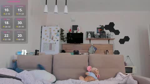 Snapshot of ms_foryou chatting on October 2, 3:35 am Ms ForYOU online show from October 2, 3:35 am