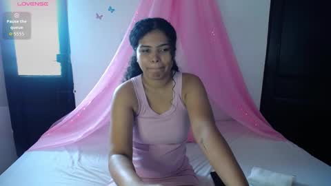 Snapshot of ms_ivanna chatting on November 16, 8:25 pm Ivanna online show from November 16, 8:25 pm
