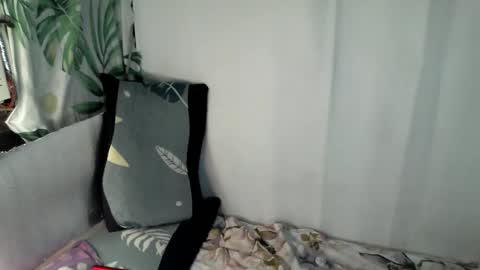 Snapshot of ms_jea chatting on April 22, 2:07 pm ms_jea online show from April 22, 2:07 pm