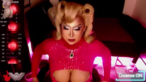 Snapshot of ms_lhadycummer chatting on October 28, 8:29 am Samantha online show from October 28, 8:29 am