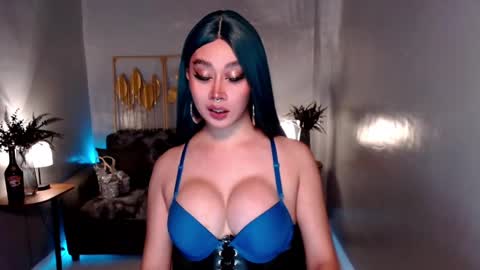 Evon online show from March 7, 5:38 pm