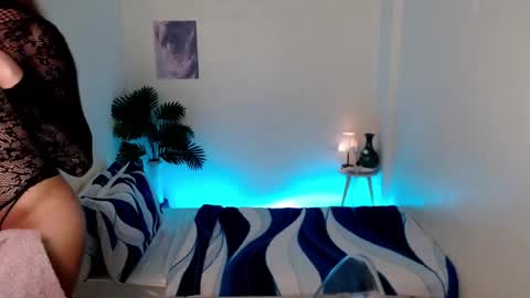 Evon online show from March 10, 9:53 pm