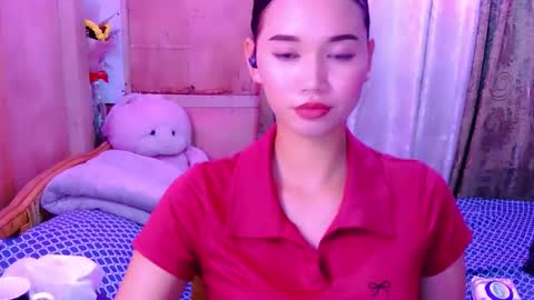 Snapshot of ms_maria8888 chatting on December 3, 2:15 pm ms_maria8888 online show from December 3, 2:15 pm