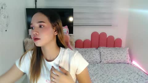 Snapshot of ms_martyr08 chatting on September 8, 3:55 pm Im martyr. online show from September 8, 3:55 pm