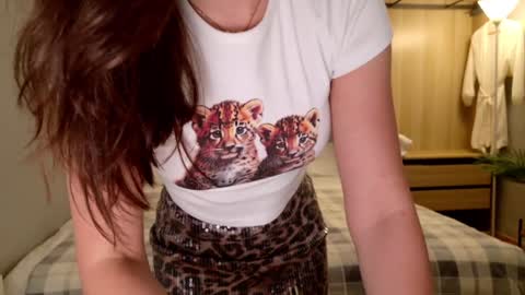 Your M online show from October 31, 5:03 pm