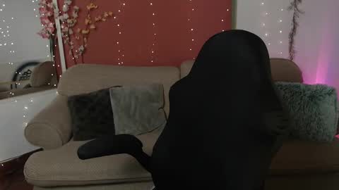 Sofia online show from December 17, 3:39 pm