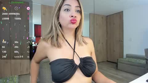 Valery Torres  online show from March 2, 10:03 am