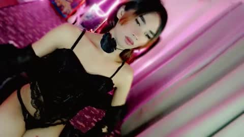 Snapshot of mscherry_ chatting on March 7, 10:12 am mscherry_ online show from March 7, 10:12 am