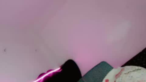 Snapshot of mscherry_ chatting on March 27, 8:37 am mscherry_ online show from March 27, 8:37 am