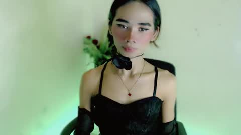 Snapshot of mscherry_ chatting on April 4, 4:22 am mscherry_ online show from April 4, 4:22 am