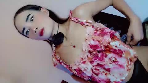 mscherry_ online show from May 15, 9:16 am