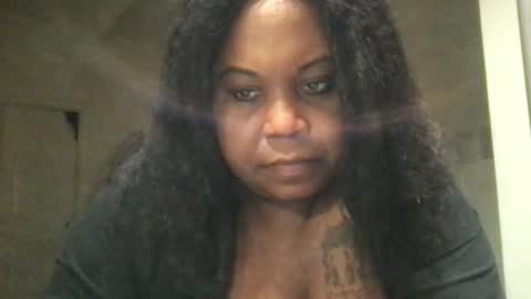 Snapshot of msjonemillion chatting on January 12, 4:31 am Chocolate  Candy   Stick online show from January 12, 4:31 am