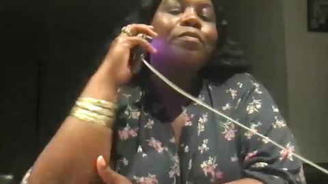 Snapshot of msjonemillion chatting on September 23, 12:35 am Chocolate  Candy   Stick online show from September 23, 12:35 am