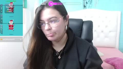 Snapshot of msjossie chatting on December 18, 6:32 am Jossie online show from December 18, 6:32 am