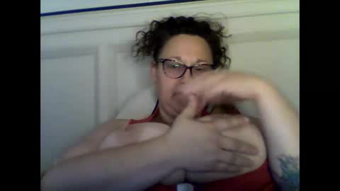 Snapshot of msmv99 chatting on April 13, 9:09 pm msmv99 online show from April 13, 9:09 pm