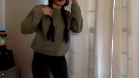 Snapshot of msrubyhayes chatting on March 19, 12:42 pm Ruby online show from March 19, 12:42 pm