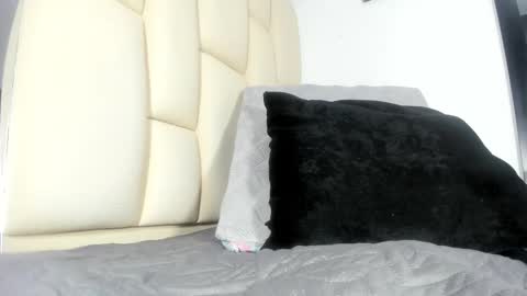 Snapshot of mss_mar chatting on March 4, 3:11 am FERNANDA 3 online show from March 4, 3:11 am