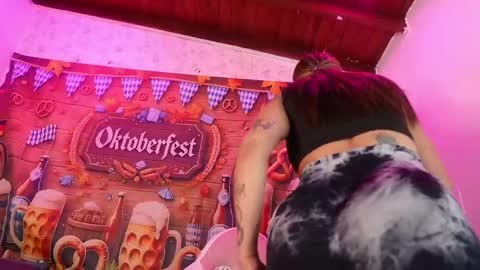 Manuela  online show from September 25, 3:21 am