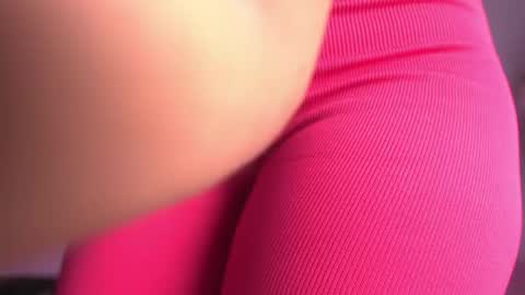 Manuela  online show from May 13, 3:04 am