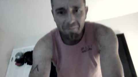 Snapshot of mst_198569 chatting on April 19, 2:16 pm mst_198569 online show from April 19, 2:16 pm