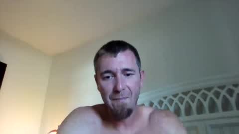 Snapshot of mst_198569 chatting on April 28, 9:42 pm mst_198569 online show from April 28, 9:42 pm