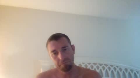 Snapshot of mst_198569 chatting on May 12, 12:13 pm mst_198569 online show from May 12, 12:13 pm